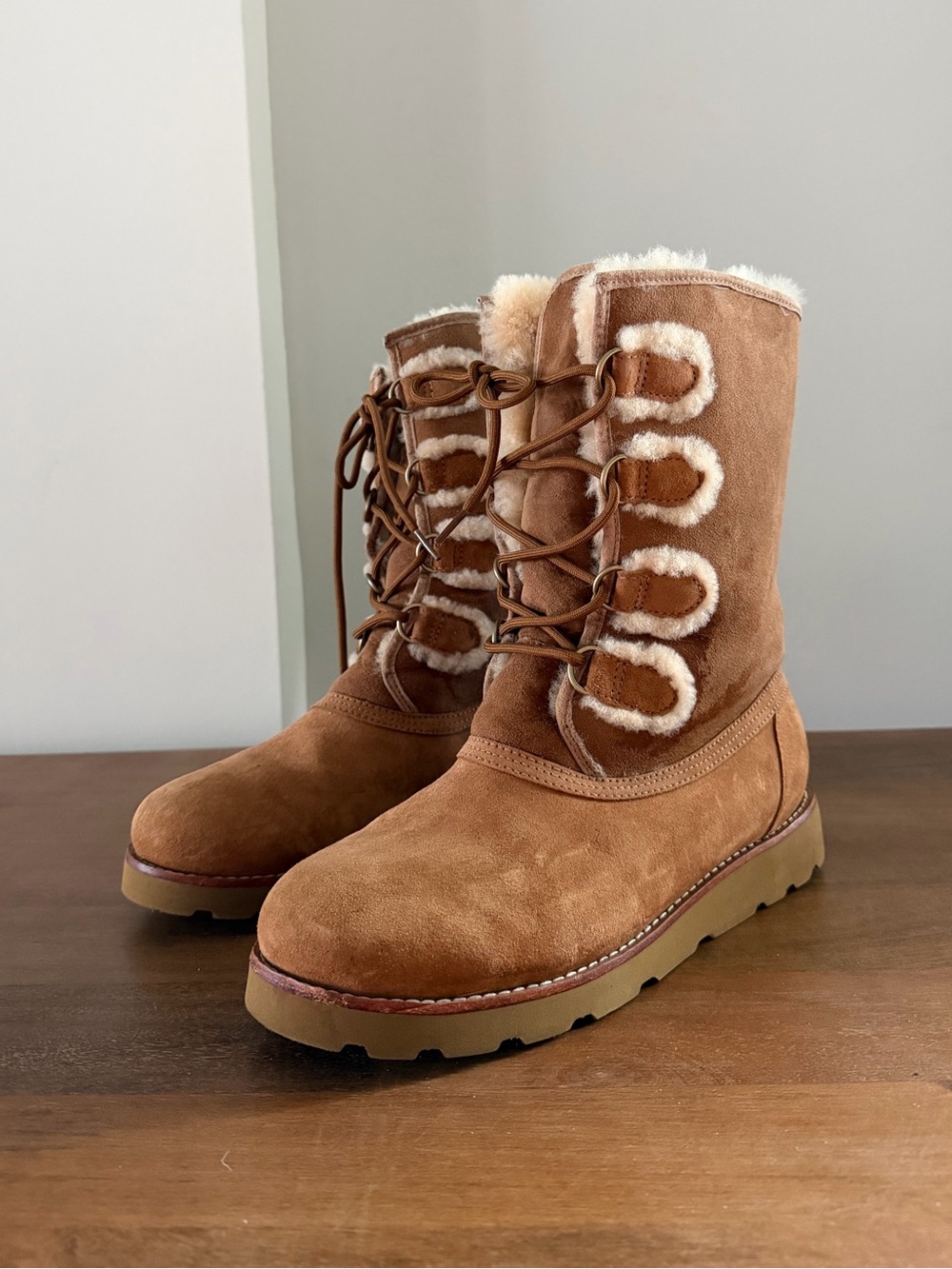 UGG Chestnut Suede Shearling Rommy Lace-Up Winter Boots